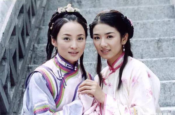 中这对恋人在18年前这部剧中也曾出演过一对情侣_俞秀莲_李慕白_黄奕