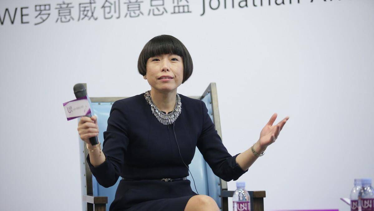 前《vogue》主编张宇携混血女儿重回时尚圈_中国_旅程_封面