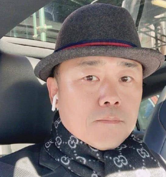 定居美国的周立波近照曝光,脸色憔悴,发文控诉遇人不淑_时间_发表了