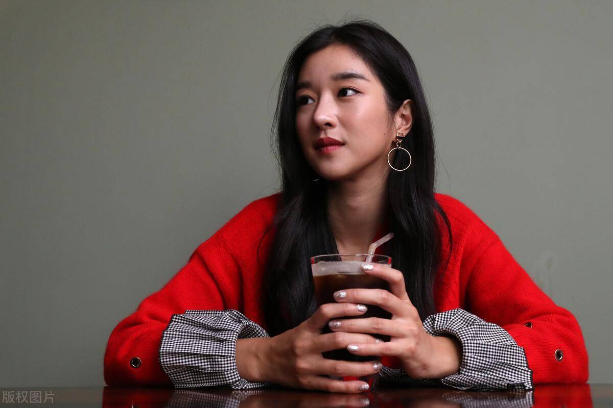 徐睿知被爆是厉害pua女友,后发文:有相信我的人,令人心情愉悦_金正贤