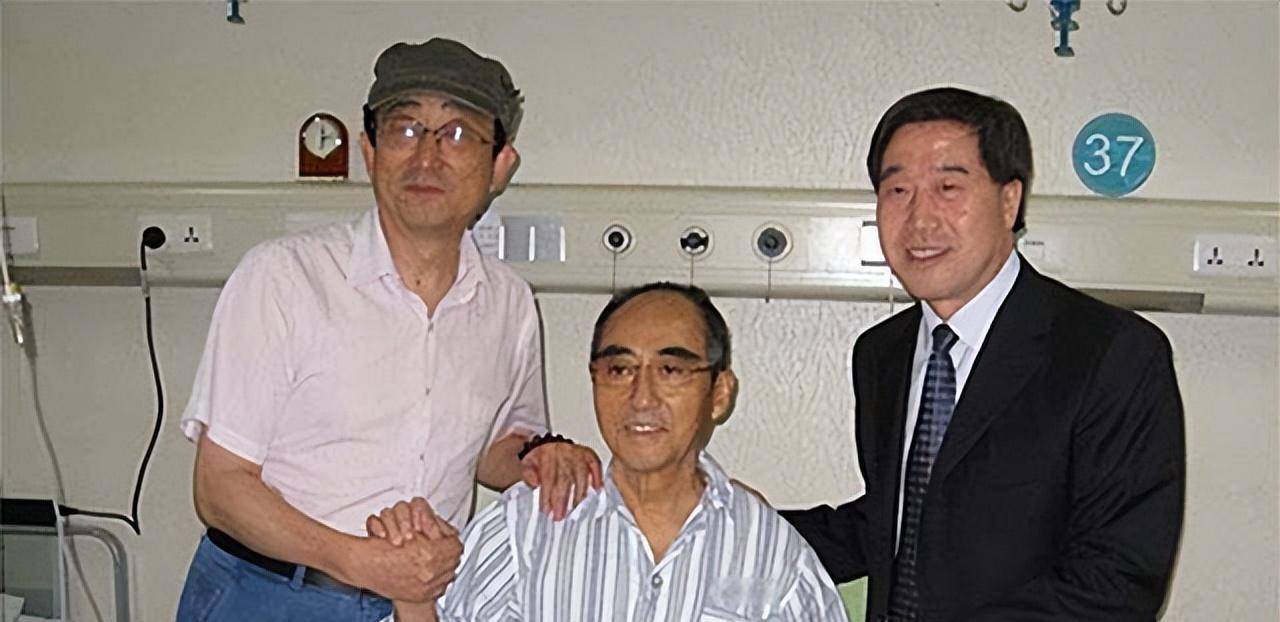 "无论此岸,彼岸,无论天上,人间,庄则栋永远是中国人民的好儿子,是了不