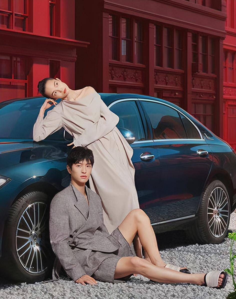 超模雎晓雯被曝奉子成婚,回男方老家举行喜宴,人均49