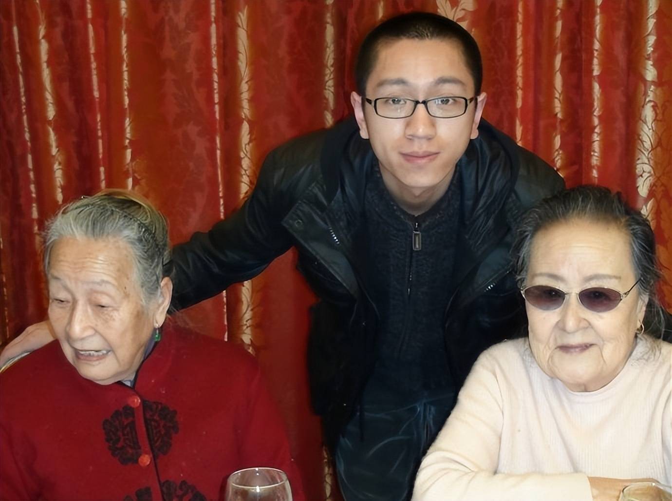 著名演员凌元:丧母丧夫又丧子,晚年从不给儿女添负担_电影_母亲