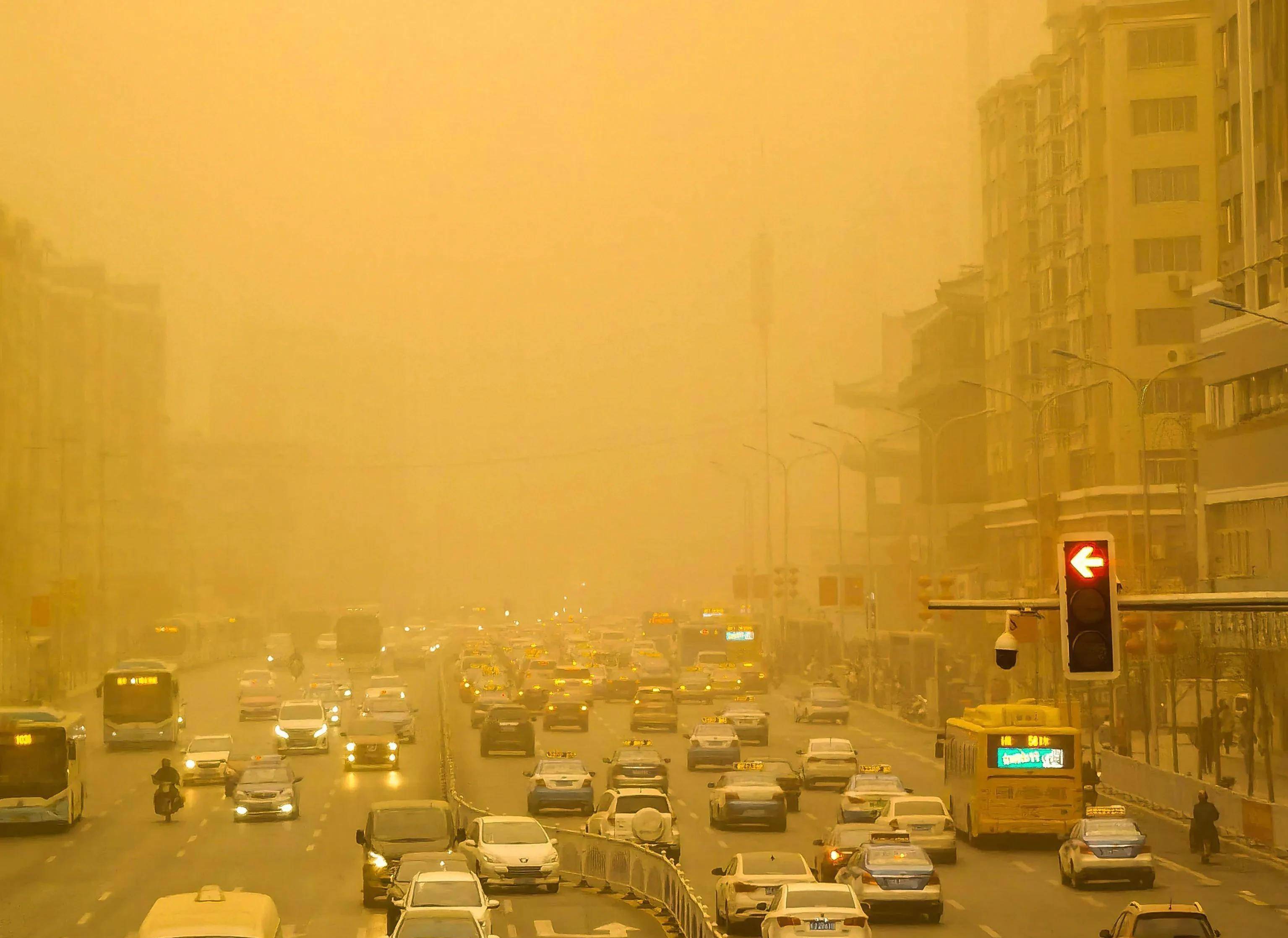 抗击沙尘暴,教您轻松应对沙尘天气的实用攻略!_呼吸道_时间_影响