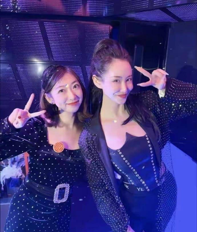 汪小菲与郭麒麟,买超酒吧聚会超开心,而张兰透露没有一分钱存款_网友