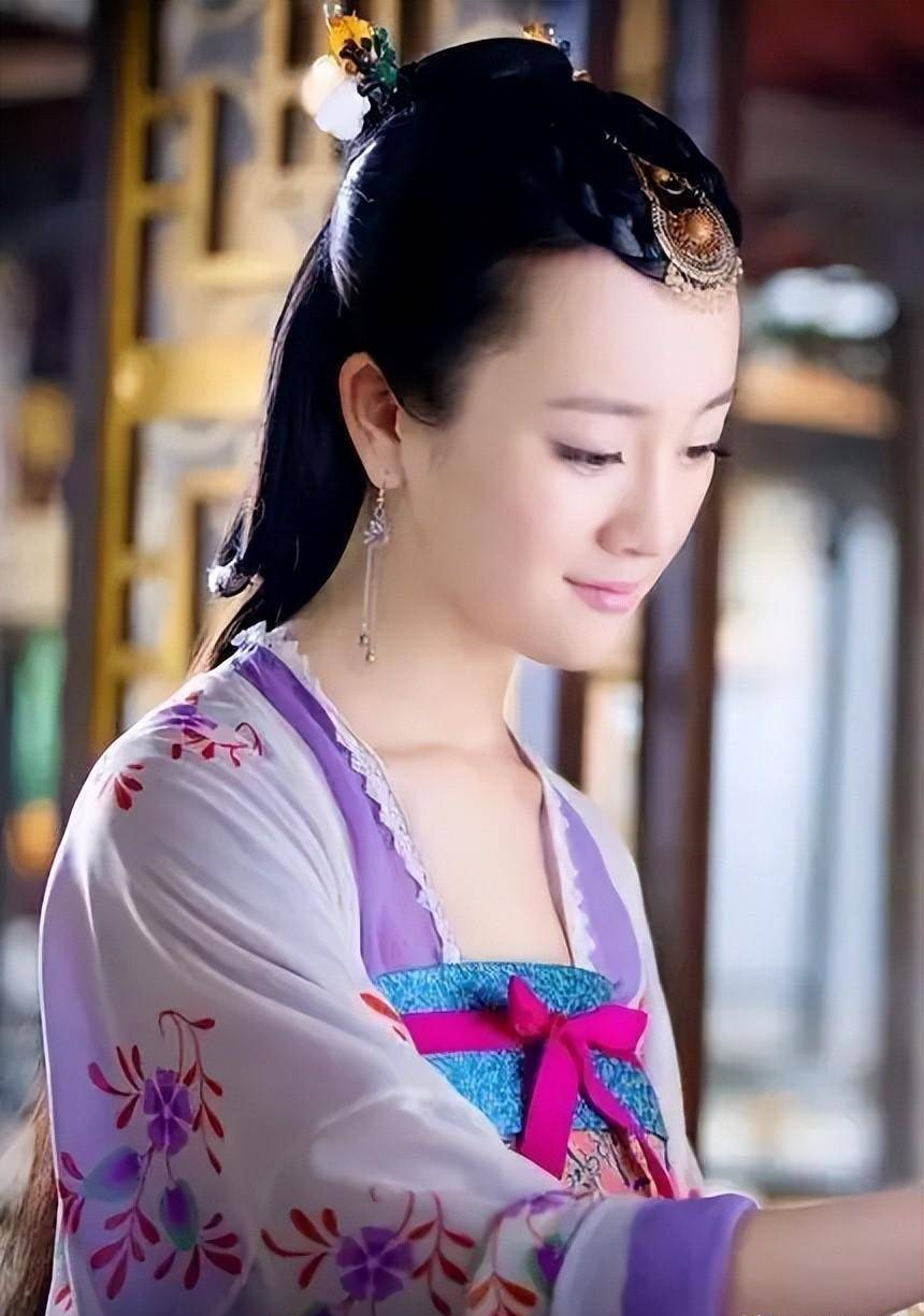 《夏家三千金》,《倚天屠龙记》,《正者无敌》到《牵牛的夏天》,张檬