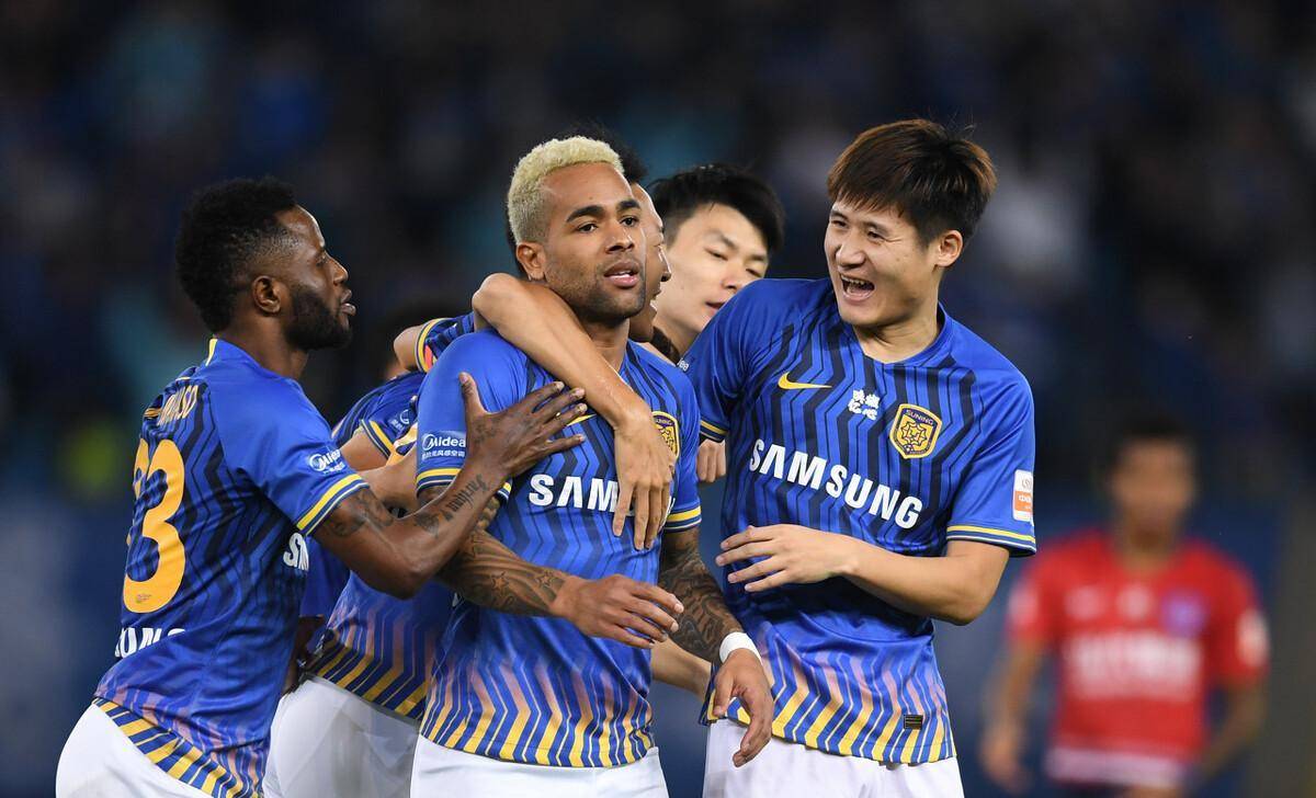 中超昨日(10.19)赛果,重庆与江苏 青岛与富力纷纷战平_当代_广州_比赛