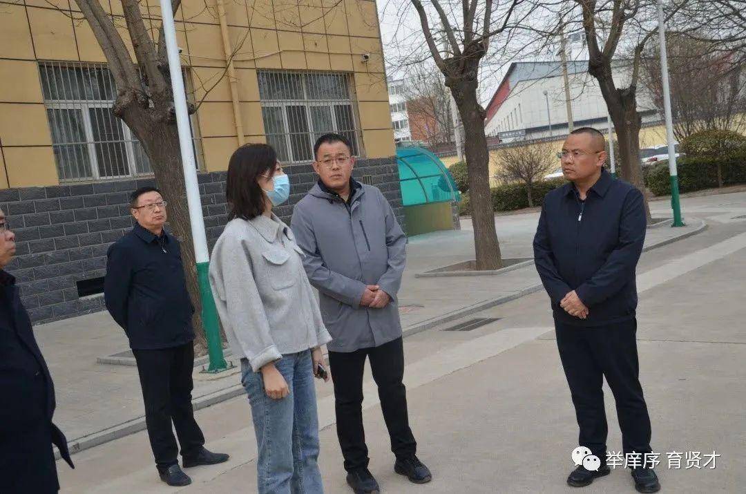 太原市阳曲县:县创城指挥部调研指导初中教育集团城南校区创城工作