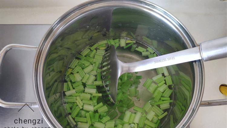 夏天4种食材随手一拌 清爽美味 润燥去火 恨不得一周吃3回
