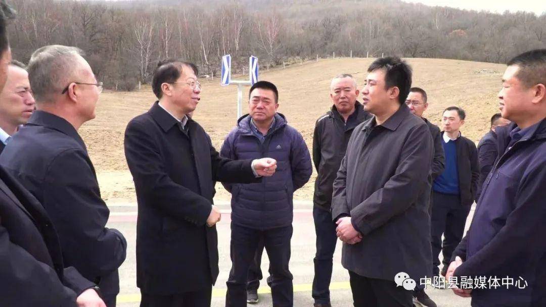 市委常委,县委书记赵沂旸,市交通运输局局长刘瑞平,县长孙燕飞,副县长