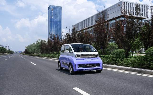 五菱旗下的2023款kiwi ev,或許會對當下市場上高品質小型新能源車有