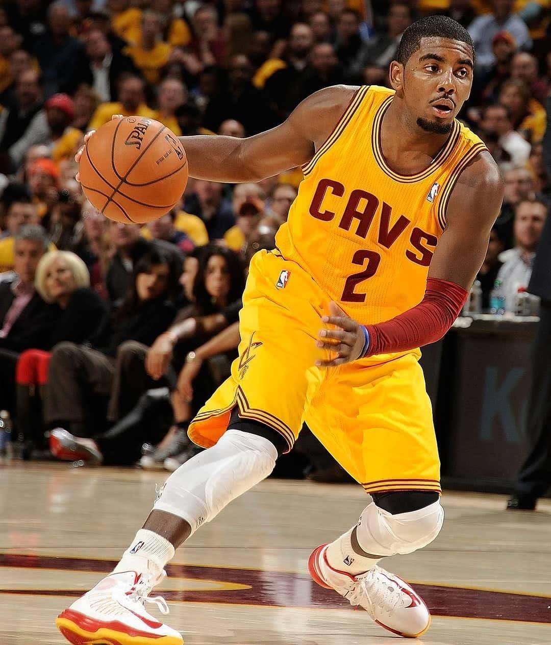 nba球星凯里·欧文的家庭背景和成长经历如何影响了他的职业生涯?