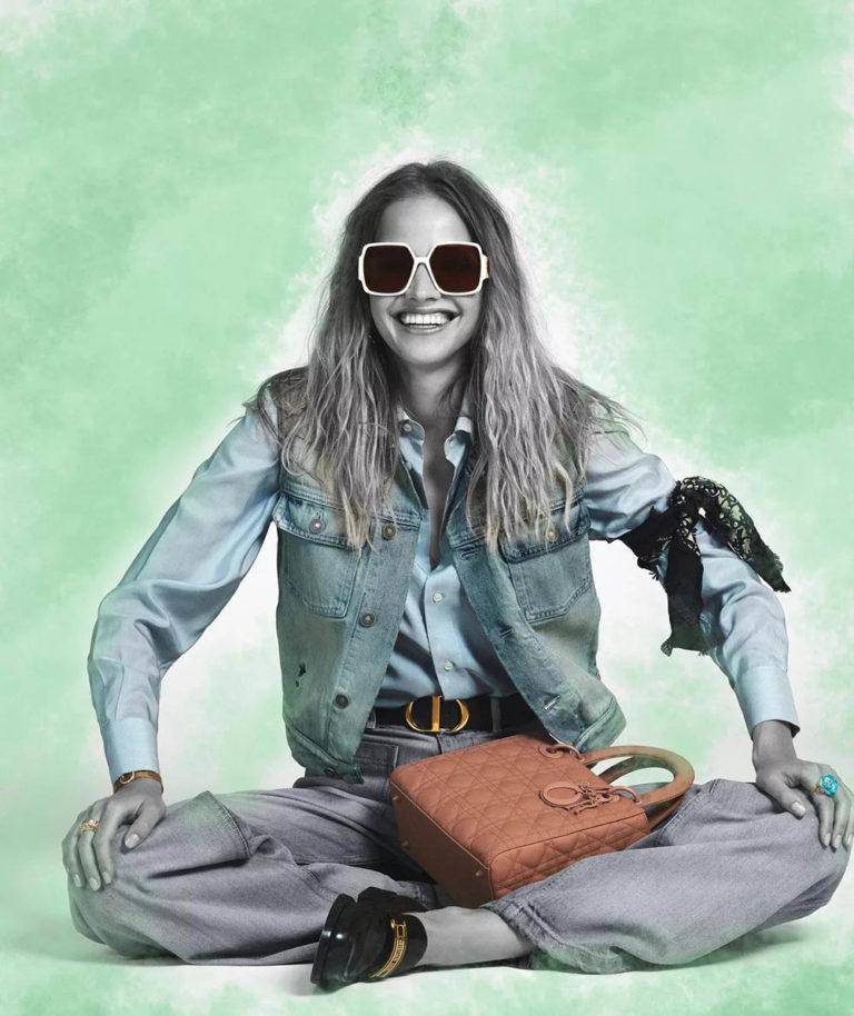 俄罗斯模特兼女演员萨沙·露丝(sasha luss)拍摄的时