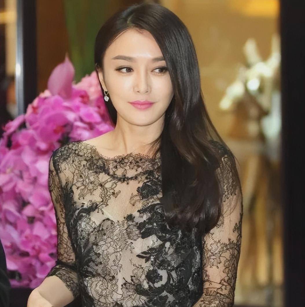 其实黄体酮对女性很重要,女人一到了50岁,还想要有女人味,还不显老,那