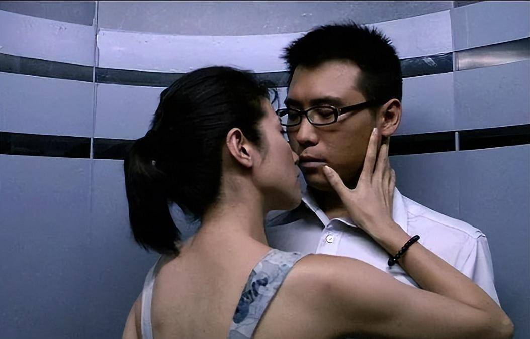 星二代里的"奇葩"李乃文,不靠家里靠自己,47岁感