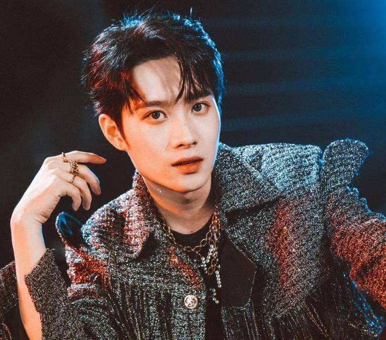 《创4》井胧唱功实力有,排名却已跌至25名,网红选手终将成陪跑_节目