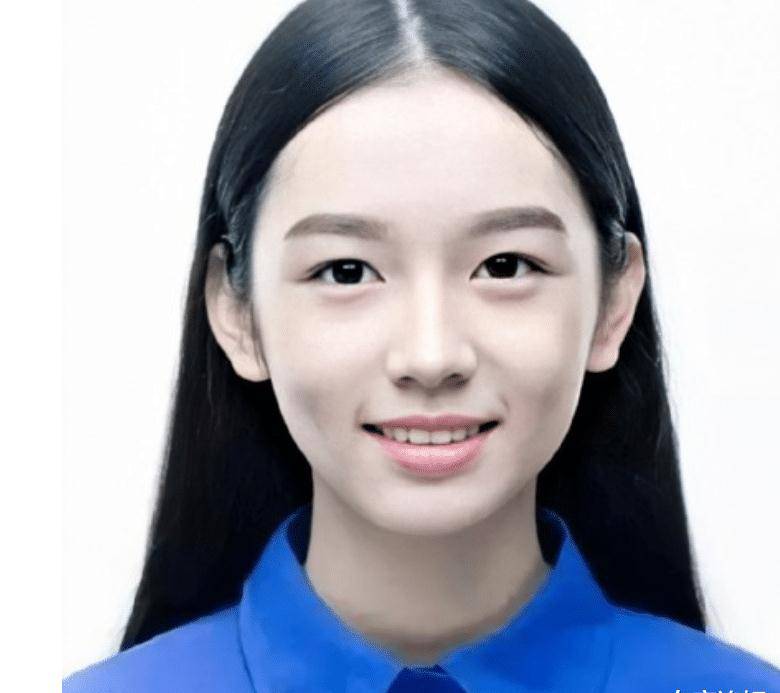 6块钱拍证件照,本以为效果会很随意,成品却让人意外了_节目_气质_毕业