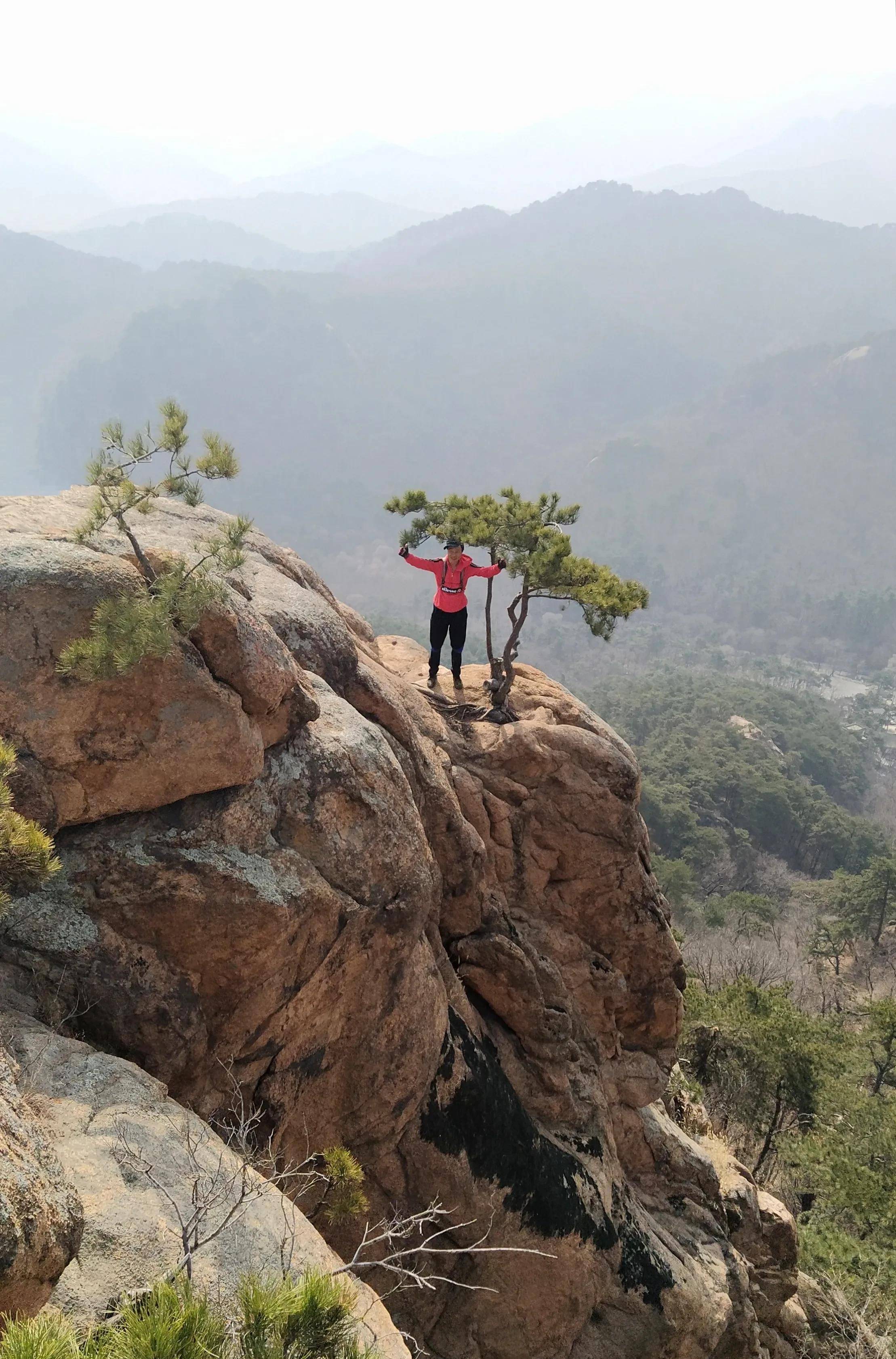 春和日丽登辽宁四大名山之千山,庙尔台村上山,野线穿越五佛顶_景区