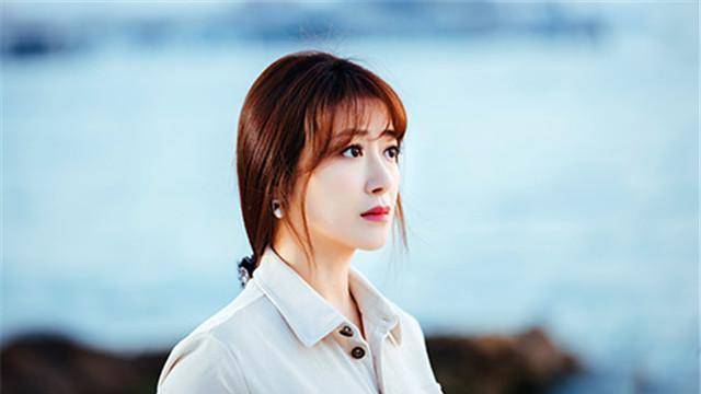 结婚已久的陈紫函仍在演戏,但作品很少,如今她也成了配角,如《夜天子