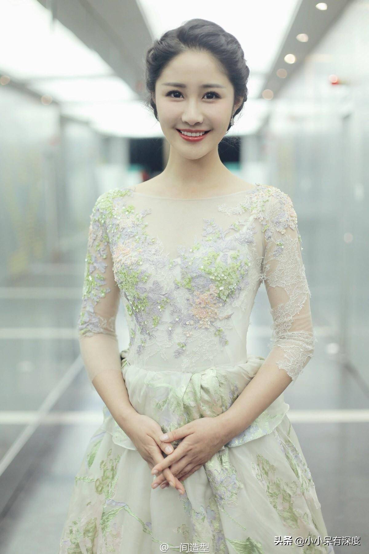 芒果台小花梁田,有邻家小女孩的气质,被曝与华晨宇关系亲密?