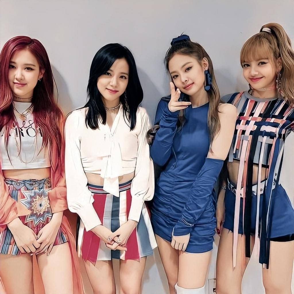 年3月8日由yg entertainment推出,由金智秀(jisoo),金珍妮(jennie)