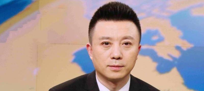 新主持人郑丽,气质突出,被评价:与刚强水平差点