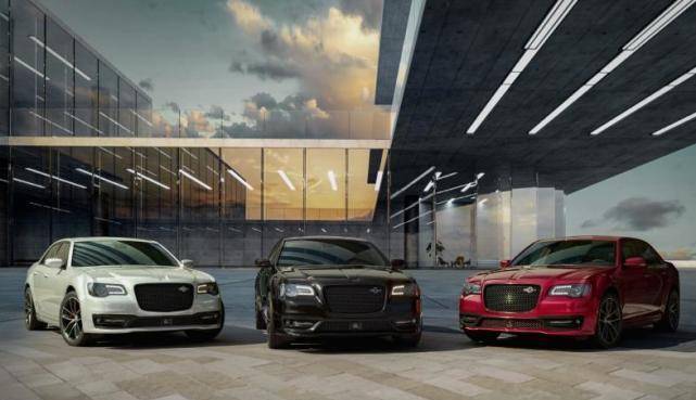 配宾利式中网,两种动力可选,全新克莱斯勒300c即将上市_搜狐汽车_搜狐