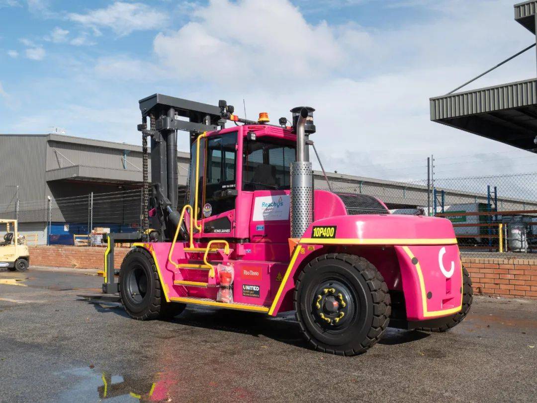 科尼向澳大利亚最大的矿业客户交付了一台特殊的科尼smv16-1200c叉车