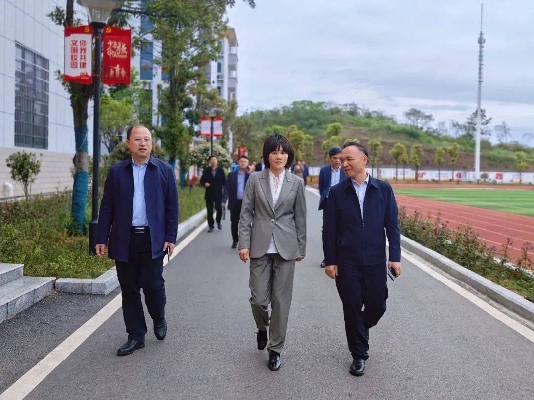 石鼓区区长及副区长图片