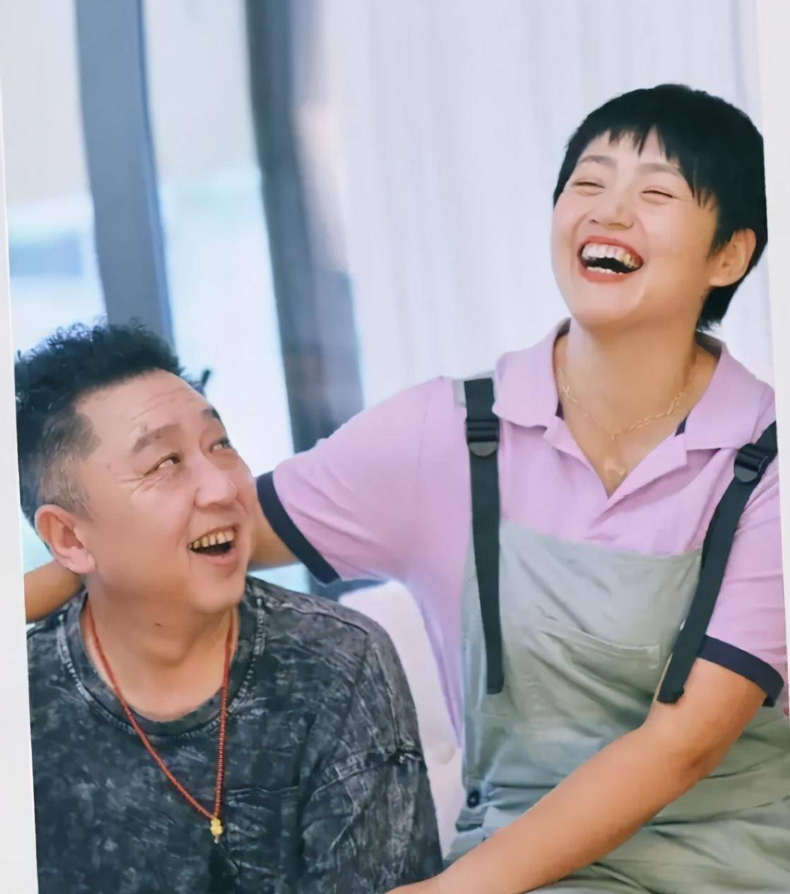 但我时不时能听到.围绕她的话题41岁的白慧明朴实大气.