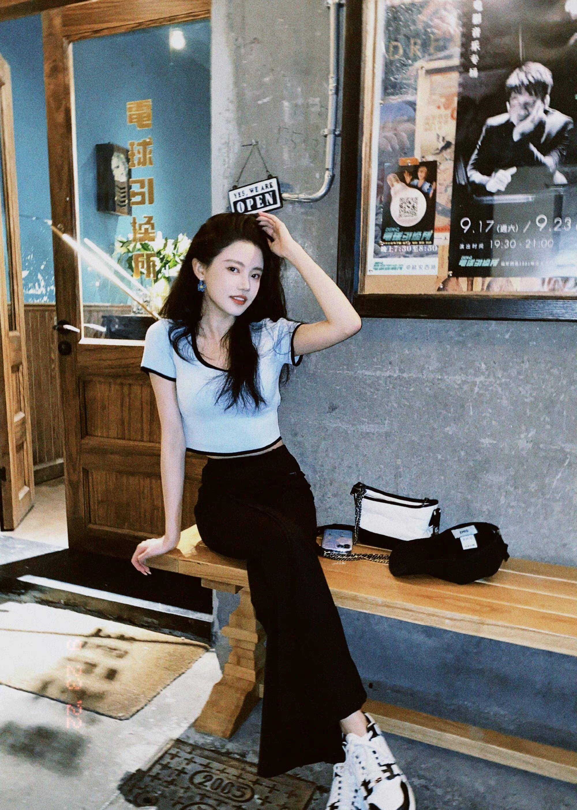 《长月烬明》里的小狐狸孙珍妮,私服穿搭温柔而治愈,快来pick吧_款式