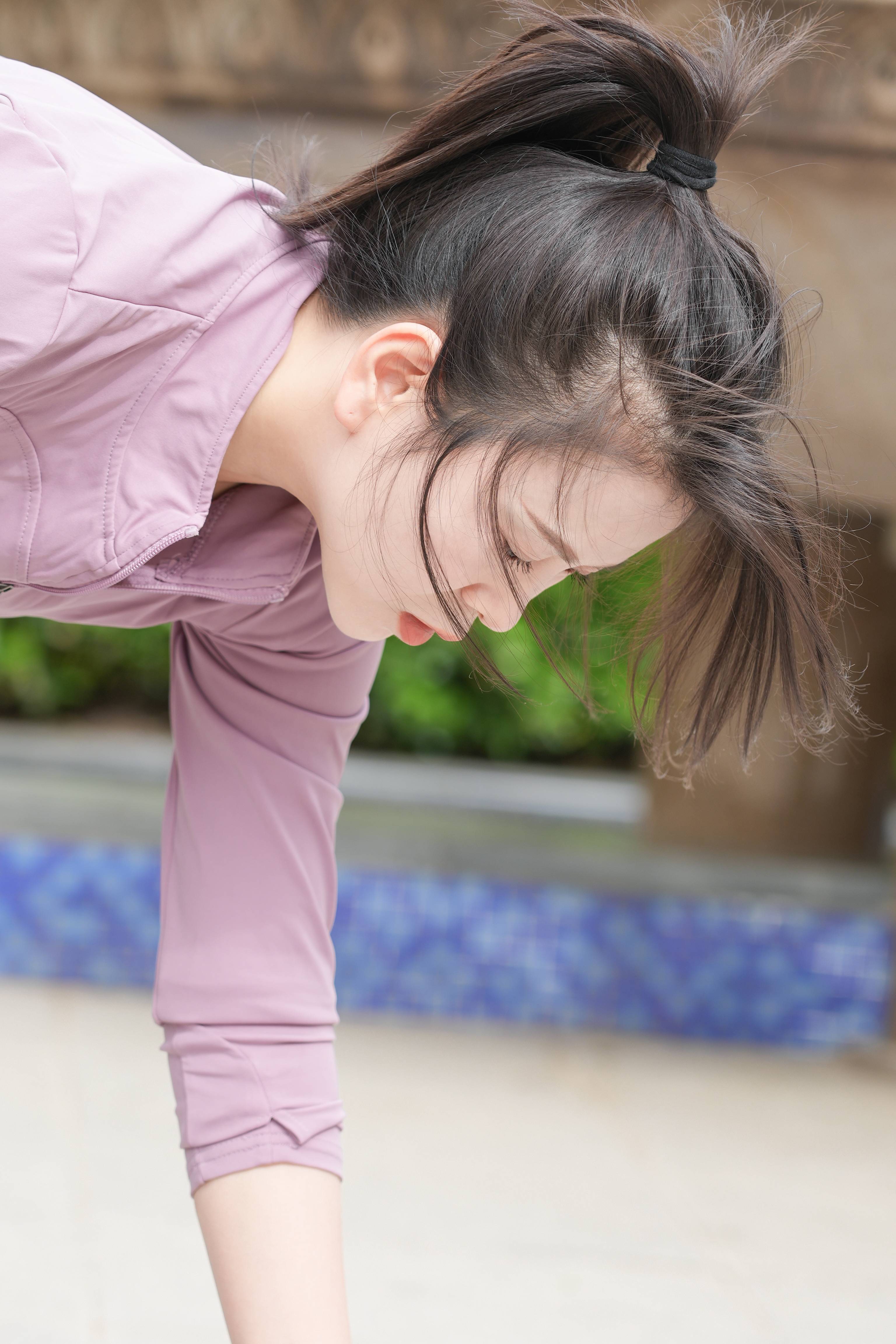 主持人刘美希运动服写真曝光 清新靓丽少女感十足_专访_生活_国友好