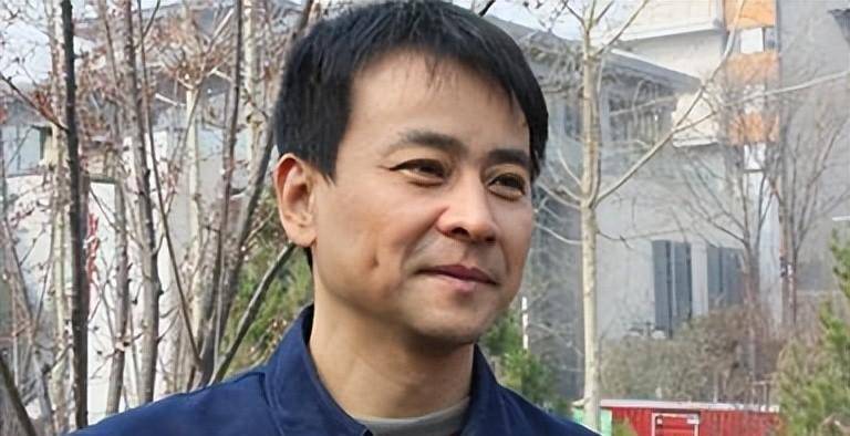 《红十字方队》播出25年,颜丙燕成为影后,其他演员现状如何?