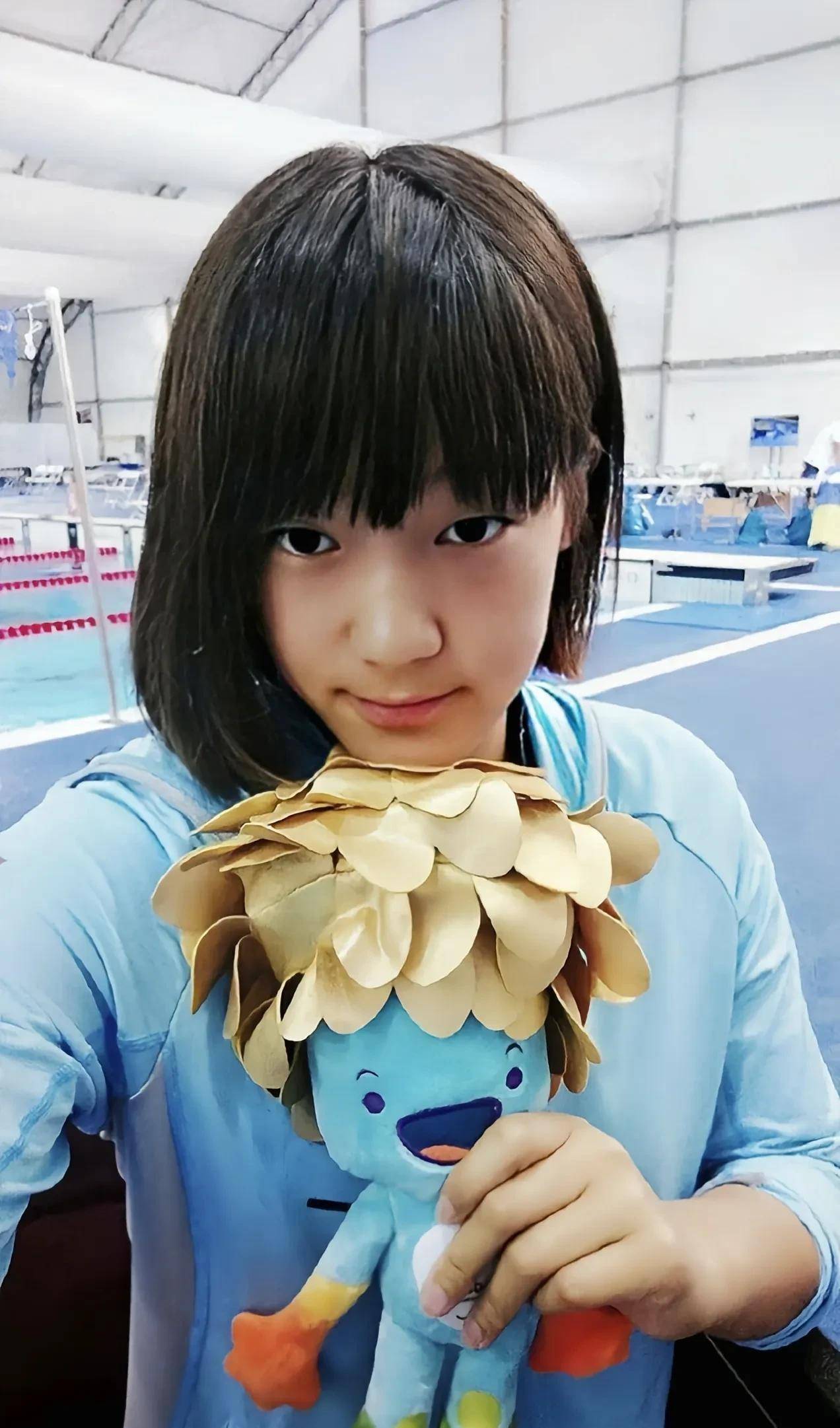 励志"篮球女孩"钱红艳:一场车祸失去双腿,靠半截身子成就梦想_时候