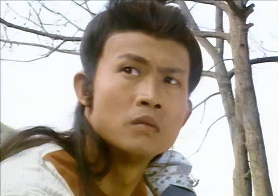 新加坡剧《绝代双雄》37年,转行当导演,嫁人退圈,演员境况不一