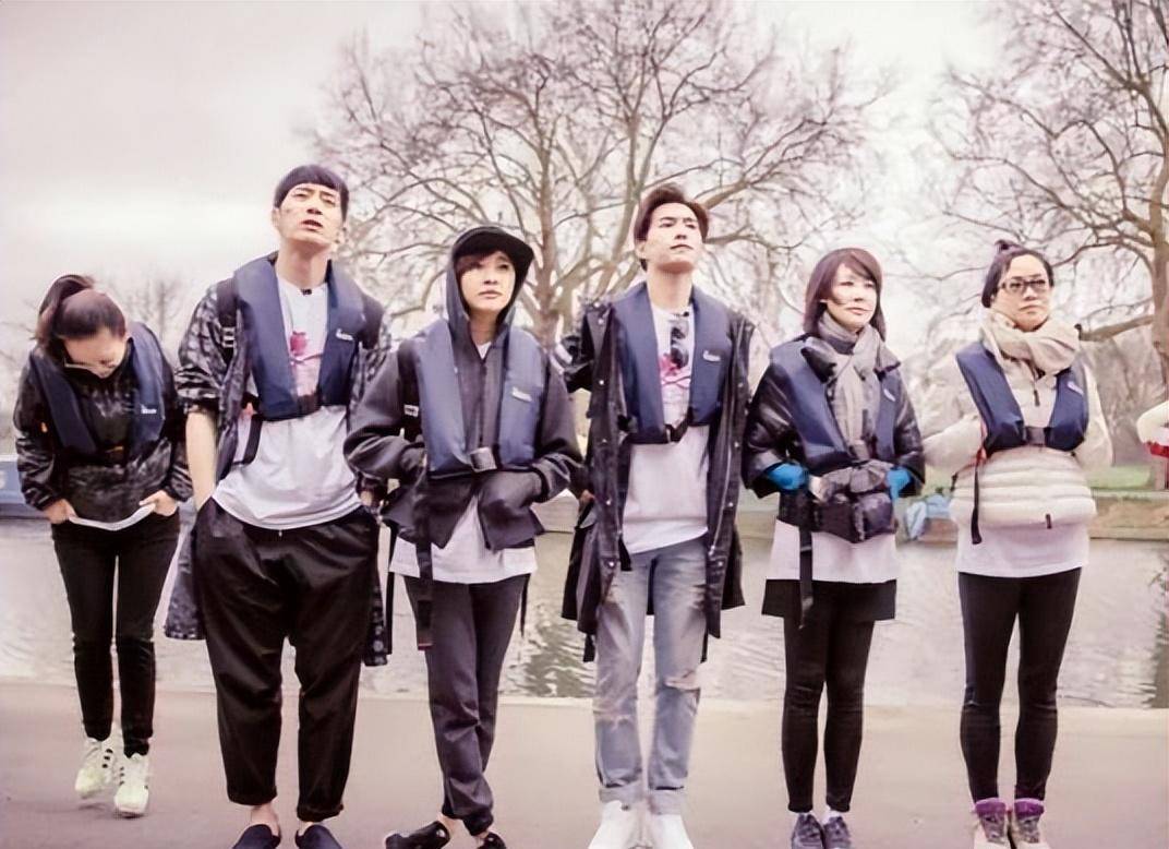 古力娜扎晒《花少3》合照,《花少2》却是杨洋阴影,综艺互撕鼻祖