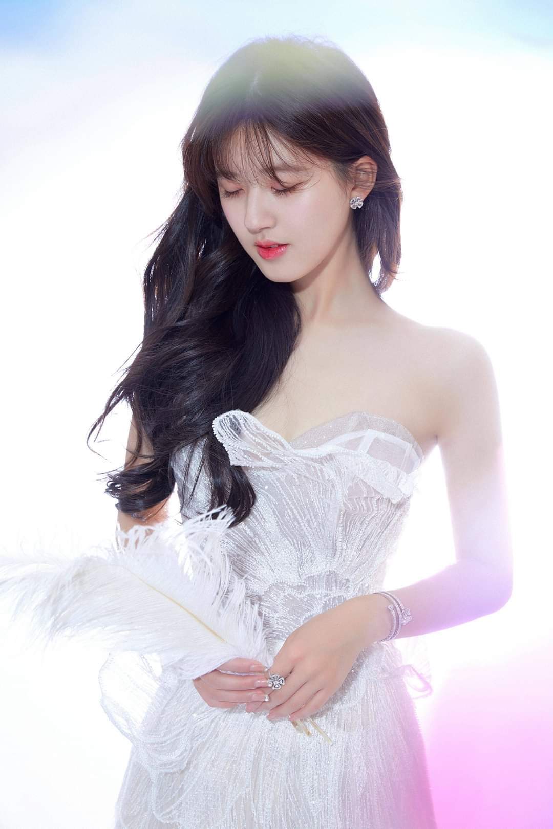 赵露思:外表甜美,演技不俗,充满活力和才华的新生代演员_表演_图片