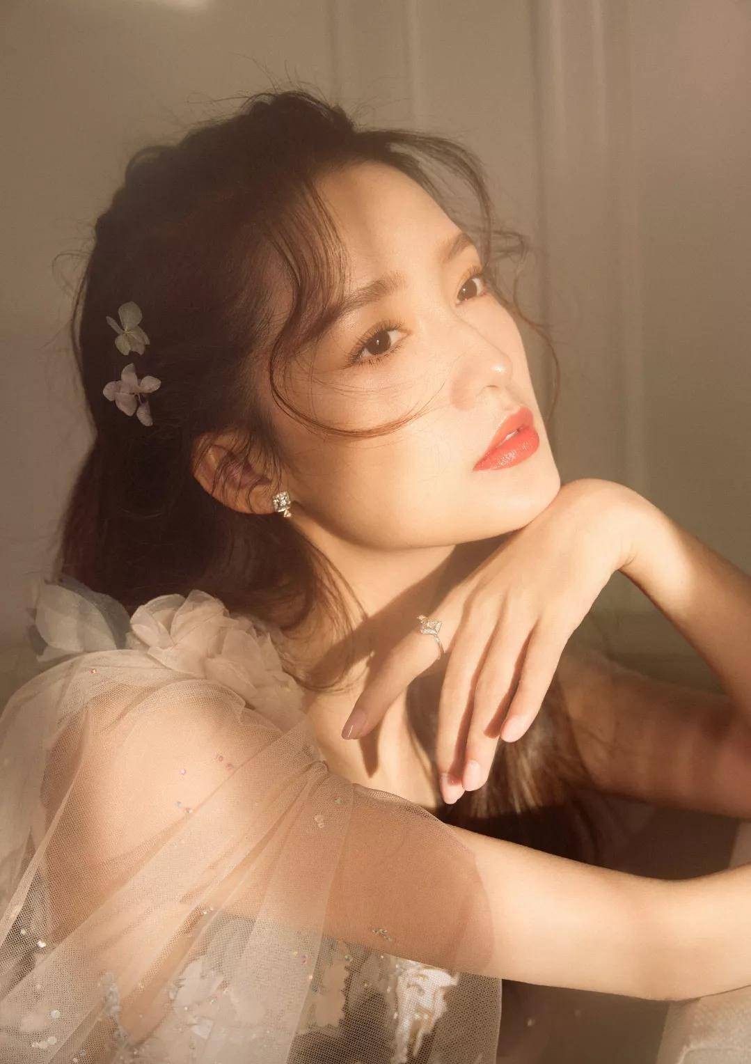 圈内3大"体寒"女星,个个颜值高演技好,这两点才是难火的关键_李一桐