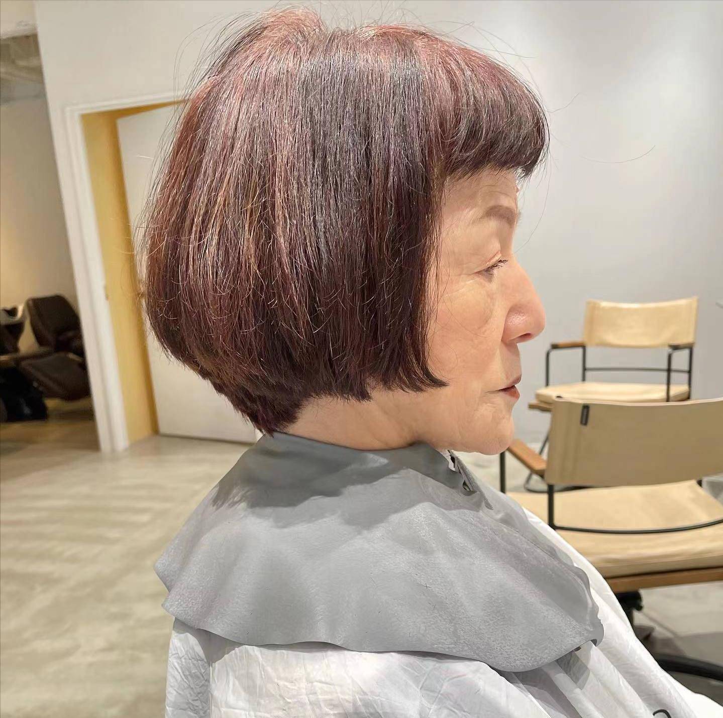 70多岁老人发型短发女图片
