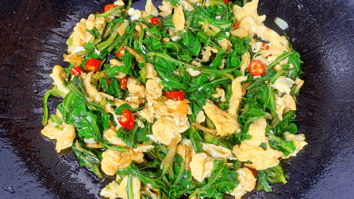 4月,荠菜,蒲公英靠边站,它才是"野菜之王",炒鸡蛋吃真香!