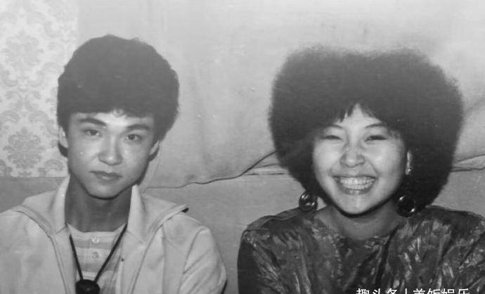 歌手邹军近况凄凉,酒吧驻唱只有大妈捧场,曾因打赌案成为阶下囚_上海