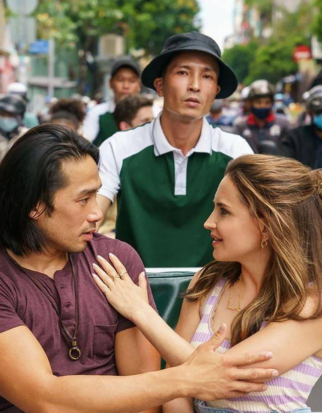 火星推荐:影片拍摄于越南.帅哥美女的撩人组合,再加上越南的美景.