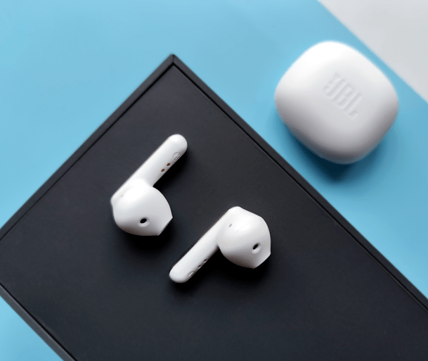 300元的蓝牙耳机什么牌子好？300内无线蓝牙耳机推荐