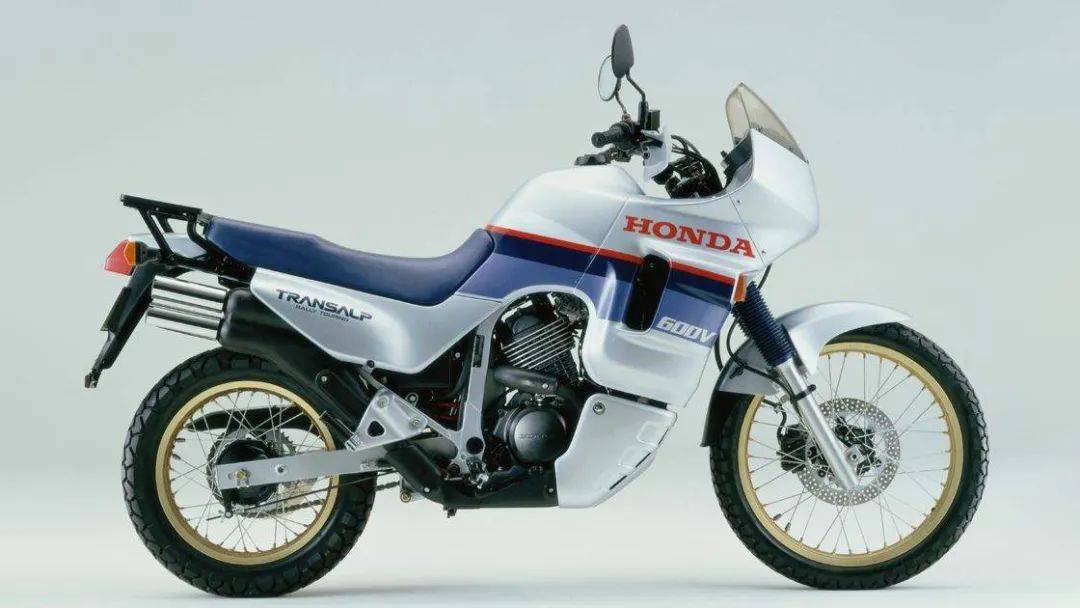 本田摩托600cc报价图片图片