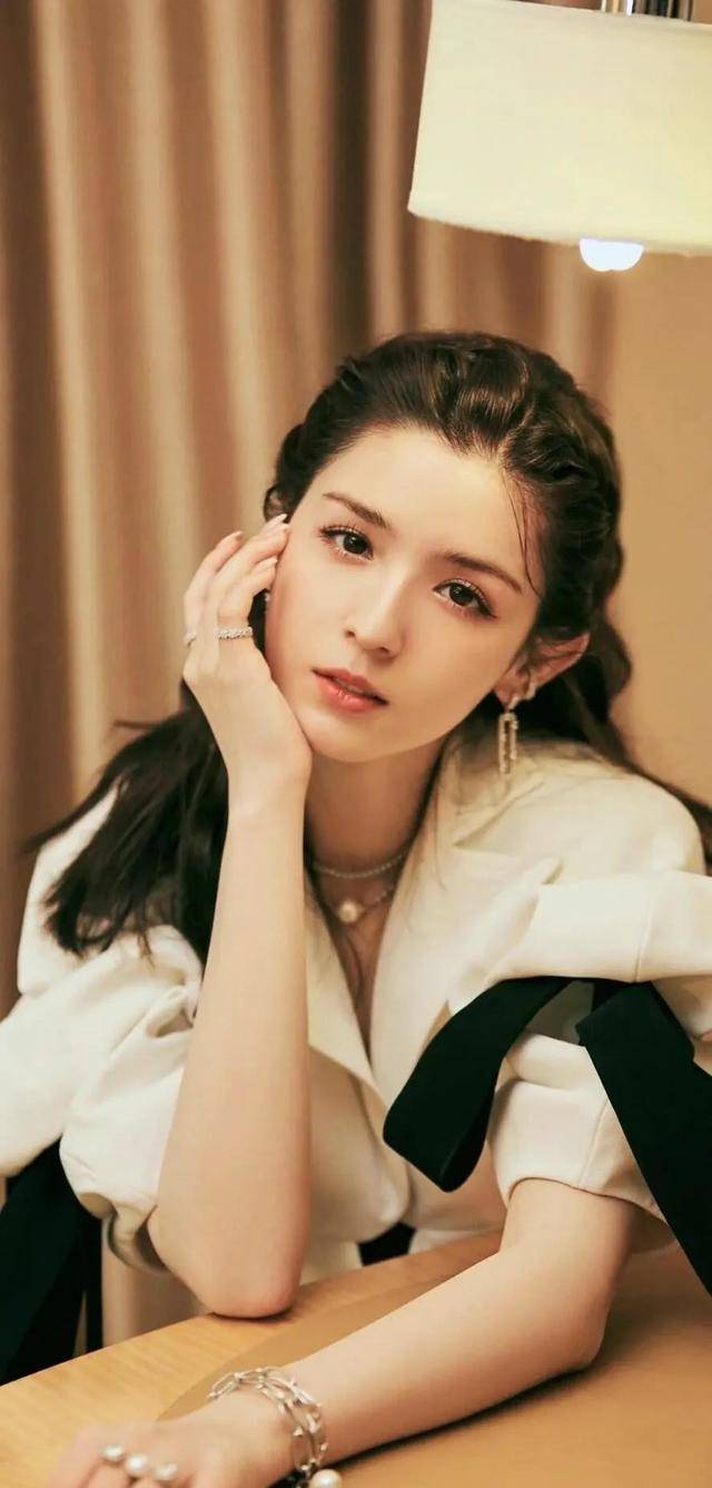 古代君王远征西域的原因,盘点娱乐圈西域美女,看完你就明白了_新疆