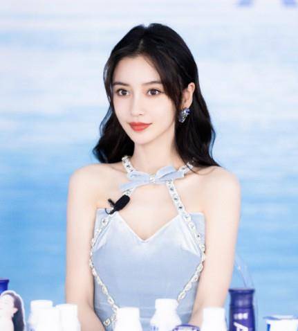 angelababy资料图赖冠霖资料图《爱情应该有的样子》路透照据悉