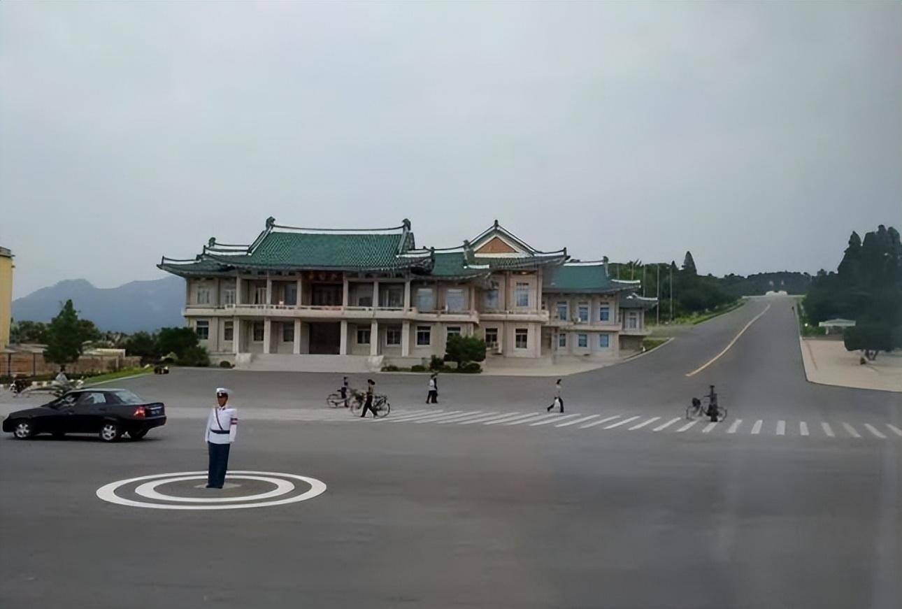 游客说朝鲜第二大城市不如中国的一座县城，开城到底是什么样的？（朝鲜第一城市）