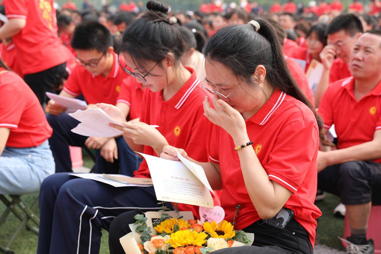 澧县一中校服图片图片