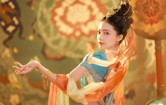 唐诗逸一己之力刮起敦煌风?