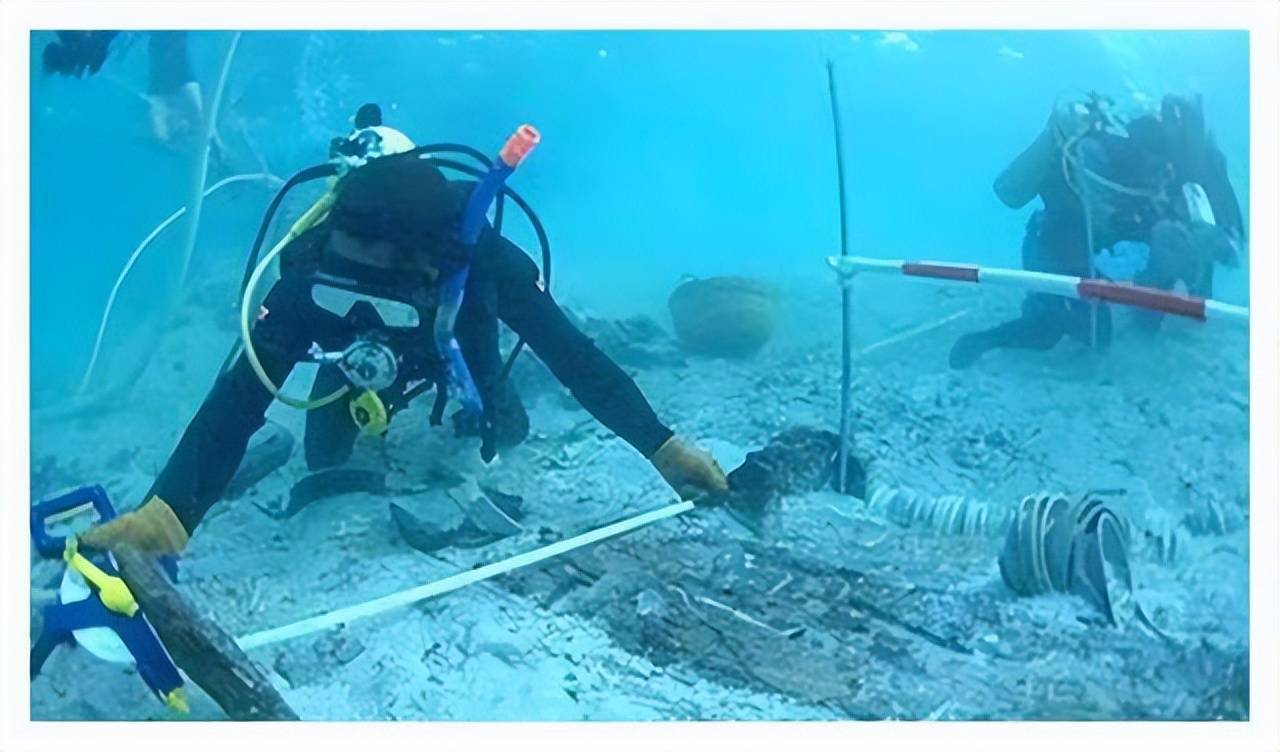 抚仙湖湖底灵异事件图片